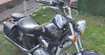 Policjanci odzyskali skradzioną Hondę wartą 16 tys. zł