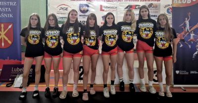 Zapaśniczki MULKS Junior zdobyły pięć medali